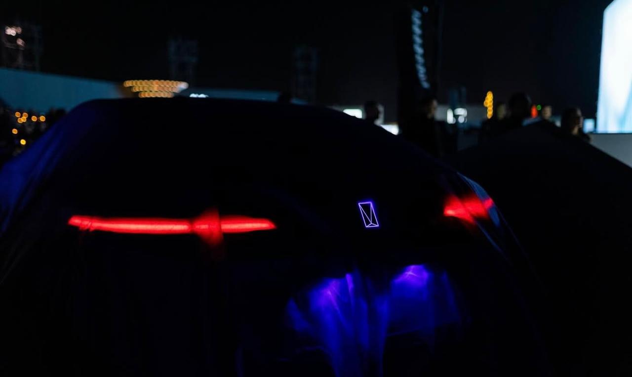 Alexandra Stan photo 2